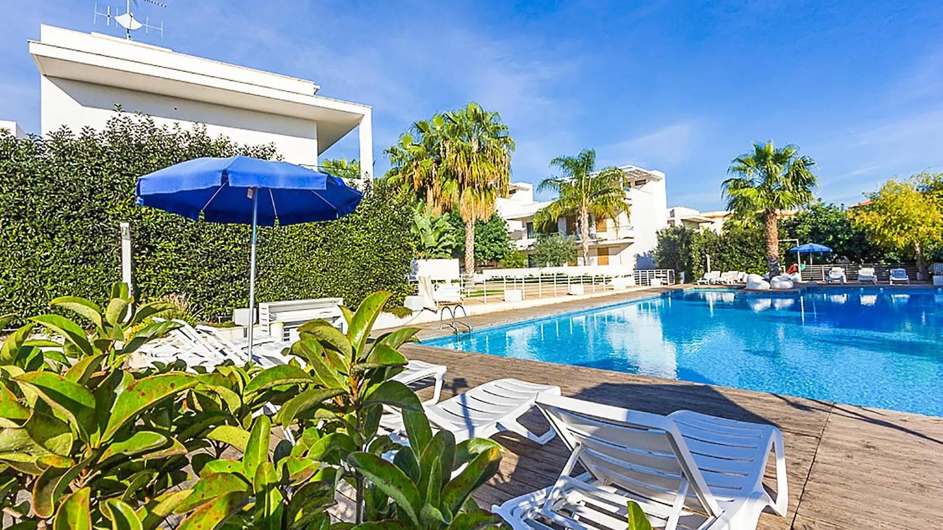 Lovely Home In Marina Di Ragusa With Kitchen Holiday home