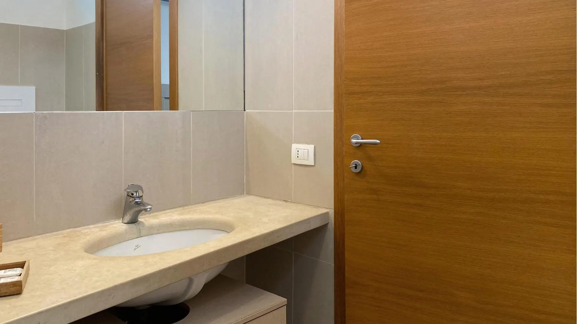 Lovely Home In Marina Di Ragusa With Kitchen Italy